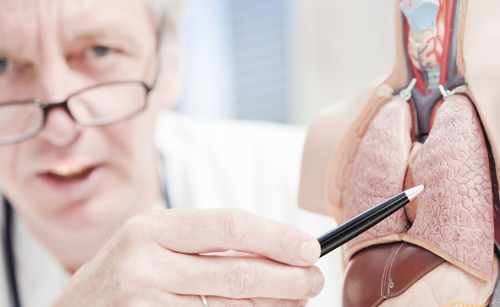 clinica internacional screening cancer pulmon